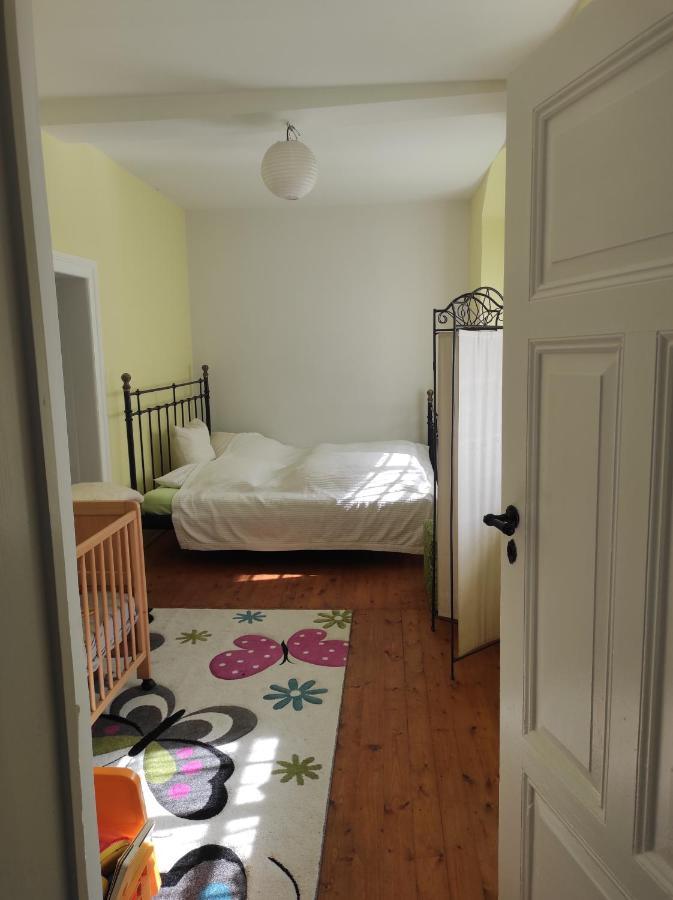 Schoene Gemuetliche Ferienwohnung Am Saaleradweg Grosseutersdorf Exterior photo